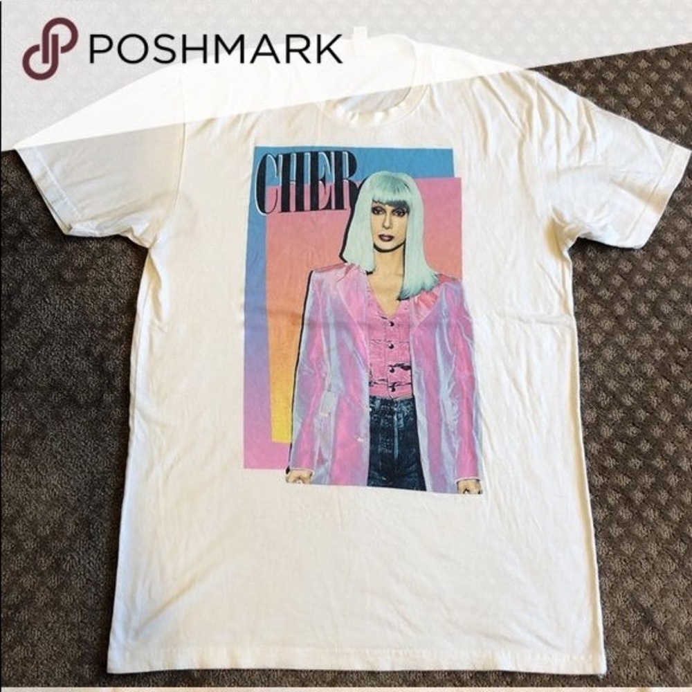 NEW Cher T shirt SZ M